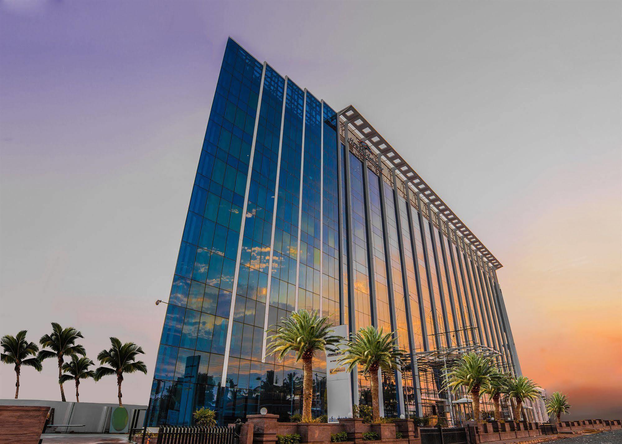 Howard Johnson By Wyndham, Hebbal, Bengaluru Ngoại thất bức ảnh