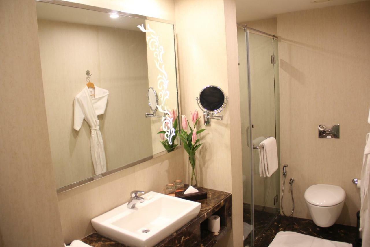Howard Johnson By Wyndham, Hebbal, Bengaluru Ngoại thất bức ảnh